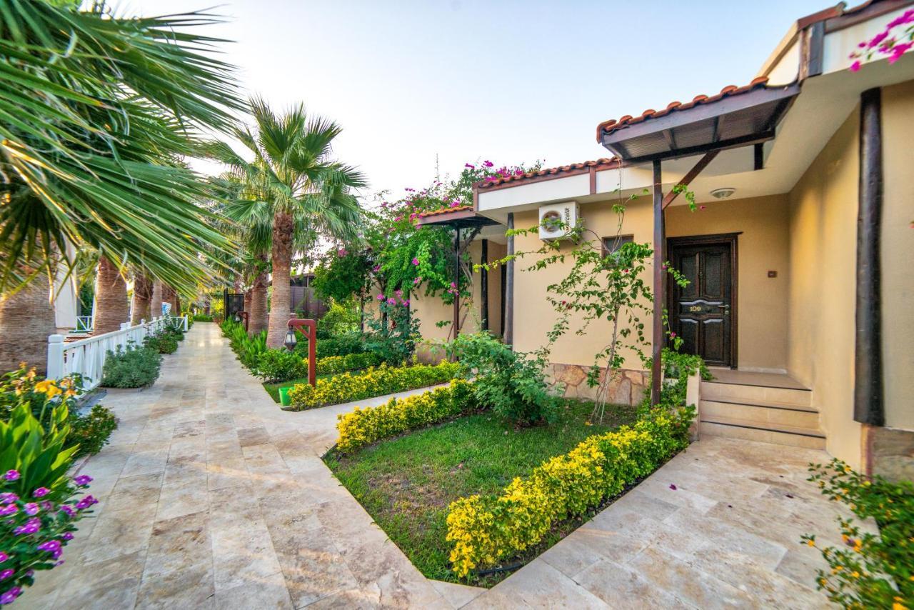 Nerissa Hotel Çıralı Esterno foto